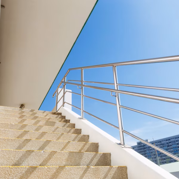 barandillas-cement-staircase-2026-01-09-10-44-16-utc